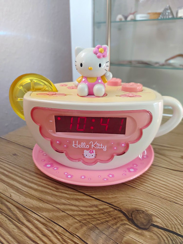 Sanrio hello kitty - sanrio,